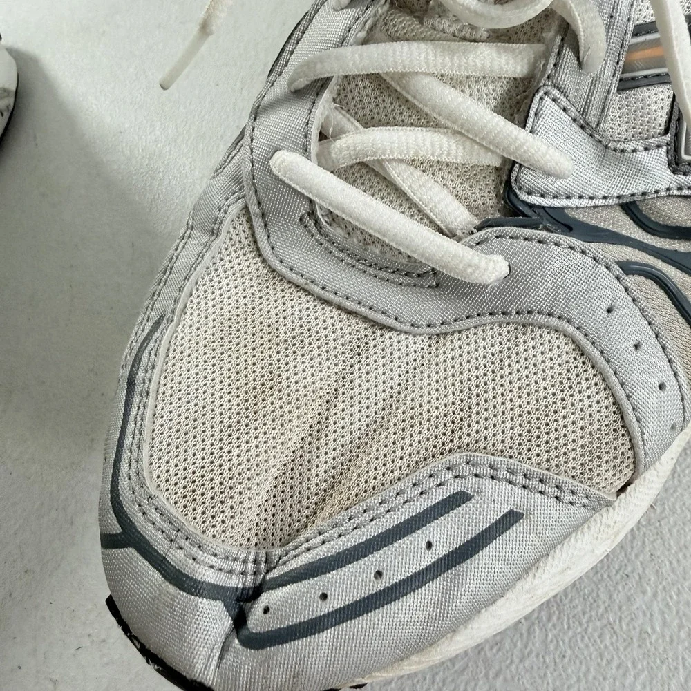 Vintage ASICS Gel-Empire 2004 Men's White Gray Running Shoes Size 10.5 READ